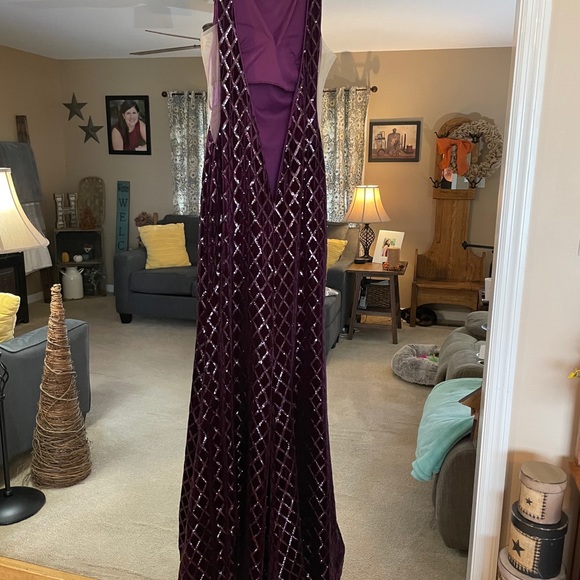 Prom Dress - Picture 4 of 4